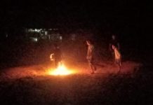 Demi Kesenangan, Anak-Anak di Sekadau Nekat Main Bola Api