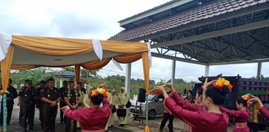 Kajati Kalbar Resmikan Gedung Pelayanan Publik Kejari Sekadau