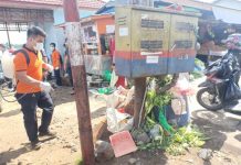 Gugus Tugas Bersihkan Corona di Area Publik Sekadau