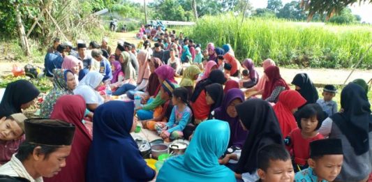 Hindari Corona, Warga Muslim Perkampungan Darussalam Gelar Tolak Bala