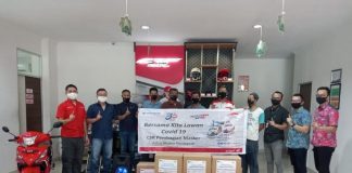 300 Paket Sembako Di Bagikan