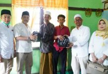 Donasi di Dua Ponpes Kubu Raya, Bang Yuli: Bentuk Nyata Gerindra Selalu Ada di Tengah Masyarakat