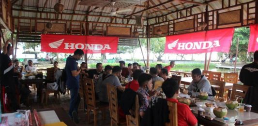 Gandeng Community, Honda Kalbar Gelar Fun Touring