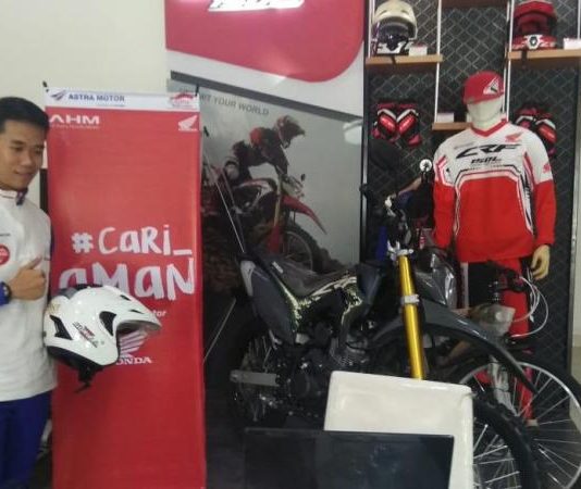 Sasar Pelajar, Honda Kalbar Beri Edukasi Safety Riding Kepada Siswa Siswi Di SMK Negeri 7