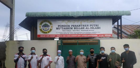 Komunitas Vario Kunjungi Pondok Pesantren