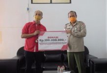 Telkomsel Salurkan Bantuan Bagi Masyarakat Korban Bajir