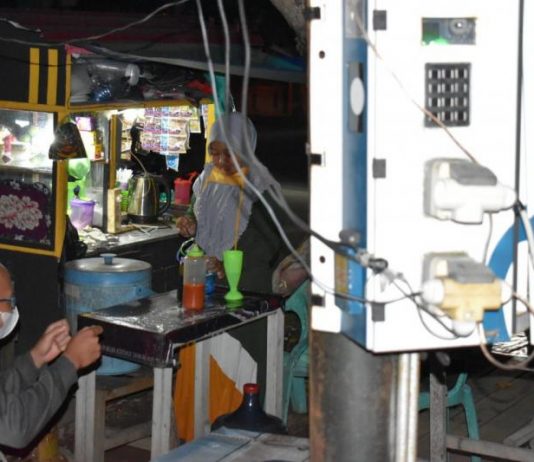 Pelaku UMKM Manfaatkan Listrik SPLU