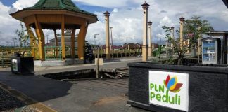 Peduli Lingkungan, PLN Percantik Kawasan Wisata Religi di Pontianak