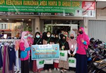 Rayakan Hari Raya Idul Fitri, YBM PLN Kalbar Berbagi Bersama Anak Yatim dan Dhuafa