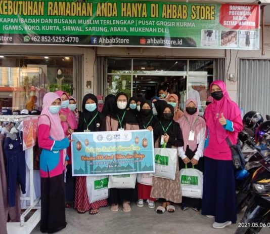 Rayakan Hari Raya Idul Fitri, YBM PLN Kalbar Berbagi Bersama Anak Yatim dan Dhuafa