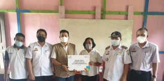 Melalui Program Peduli, PLN Lakukan Perbaikan di SD Negeri 10 Lumut Bunkang