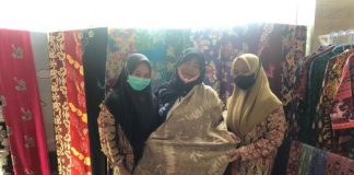 Gandeng Umkm dan LKP Lokal, Hotel Mercure Pontianak Meriahkan Hari Batik Nusantara Celebration