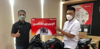 Tukar Poin di Program Undi-Undi Hepi Telkomsel, Reza Raih 1 Unit Motor