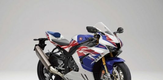 AHM Pasarkan CBR1000RR-R Fireblade SP Edisi Spesial 30 Tahun