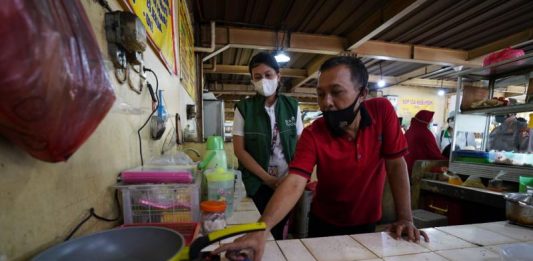 Pelaku Usaha Nikmati Penggunaan Kompor Induksi