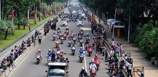 Pembalap Astra Honda, Veda Ega Bertemu Presiden RI dan Ikuti Parade MotoGP Mandalika 2022