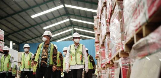 Hadir di Kalbar, PT BLKP Luncurkan Merek “LUNAR”