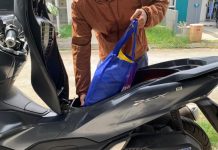Beberapa Tips Aman Membawa Barang dengan Sepeda Motor