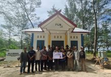 Melalui Program TSJL, PLN Bangun Balai Edukasi di Wisata Pantai Seribu Cemara Seruyan