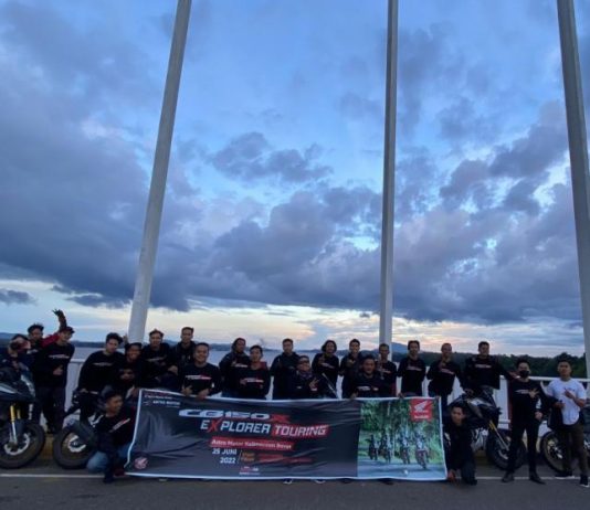 CB150X Explore Touring ke Jembatan Terpanjang di Kalbar