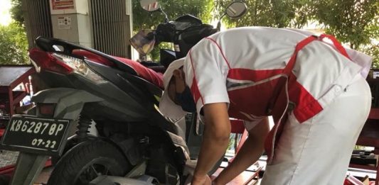 Peringati Hari Pelanggan Nasional, AHASS Apresiasi Pelanggan Setianya