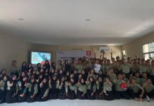 Astra Motor Kalbar Gelar Sosialisasi #Cari_Aman Edukasi Safety Riding di SMAN 1 Rasau Jaya