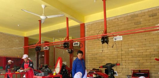 Astra Motor Kalbar Persiapkan SMK Bahtera Bengkayang Jadi SMK Binaan