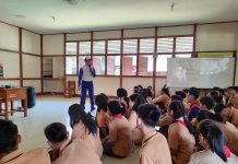 Komitmen Dalam Program Sinergi Bagi Negeri, Asmo Kalbar Sosialisasi #Cari_aman di Sekolah SMA Katolik Talino Sungai Ambawang