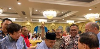 Dijahati Kelompok Berniat Jahat, Ria Norsan: Orang Beri Racun, Balas dengan Madu