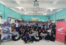 Puluhan Siswa di SMA N1 Sungai Pinyuh Ikuti Kegiatan Keselamatan Berkendara