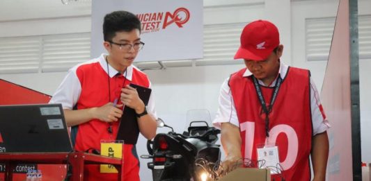 Kompetisi AOC Bawa Teknisi AHASS Sebagai Jawara