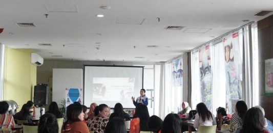 Meriahkan Hari Kartini, Asmo Kalbar Ajak Perempuan Kalbar Tampil Percaya Diri dan Tetap Aman Dalam Berkendara