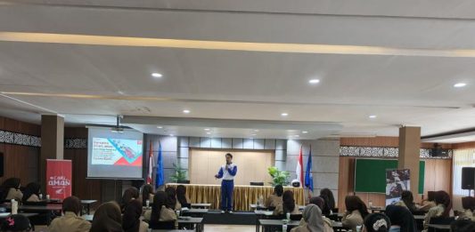 Hindari Kecelakaan Berkendara, Asmo Kalbar Komitmen Berikan Sosialisasi Safety Ridding Bagi Pelajar