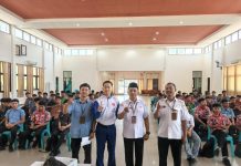 Asmo Kalbar Gelar Seminar Safety Riding di SMK N 1 Sintang: Edukasi Keselamatan Berkendara untuk Generasi Muda