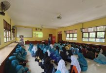 Asmo Kalbar Gelar Sosialisasi #Cari_aman SMAN 2 Kakap
