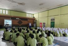 Asmo Kalbar Perkuat Budaya Keselamatan Berkendara di MAN 1 Pontianak