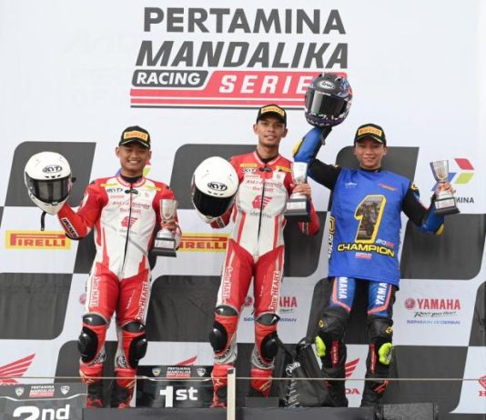Adenata dan Rheza Melesat Kencang Kuasai Podium MRS Seri Akhir Bersama CBR600RR