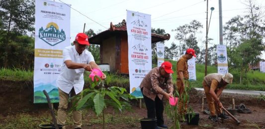 Yayasan AHM Gandeng UGM Kembangkan Desa Berkelanjutan di Merapi
