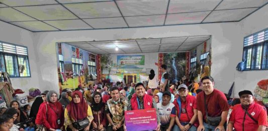 Telkomsel Salurkan Bantuan Sosial dan Percepatan Pemulihan Jaringan di Aceh, Sumatera Utara, dan Sumatera Barat
