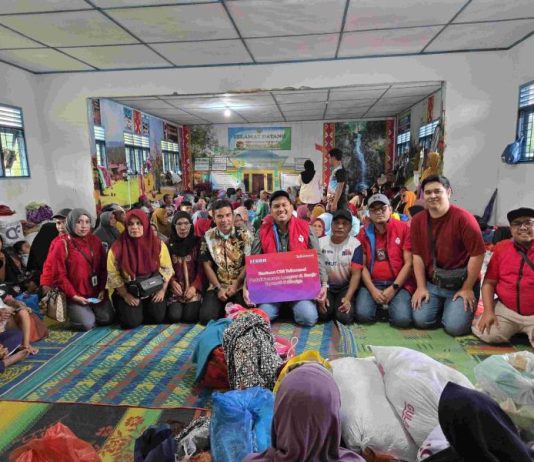 Telkomsel Salurkan Bantuan Sosial dan Percepatan Pemulihan Jaringan di Aceh, Sumatera Utara, dan Sumatera Barat