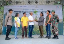 Bertajuk “Titian Lestari: Koridor Kehidupan untuk Owa Jawa”, Yayasan AHM Kolaborasi dengan Masyarakat Pekalongan Lestarikan Flora dan Fauna