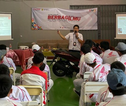 AHM Bekali Ribuan Pelajar SMK dengan Teknologi Honda Terbaru