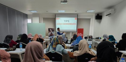 Asmo Kalbar Sasar PAUD Berikan Edukasi Safety Riding