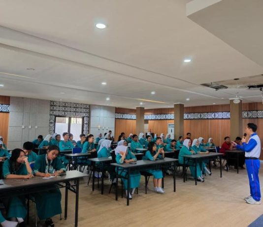 Safety Riding di SMK N 5 Pontianak, Asmo Kalbar Upayakan Kurangi Angka Kecelakaan