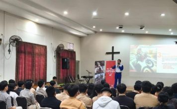 Edukasi SR di SMAK Immanuel Pontianak wujud #Cari_aman Asmo Kalbar