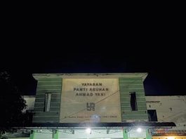 Program CSR Vario Night Ride Ciptakan Kekompakan Antar Komunitas Sepeda Motor Honda