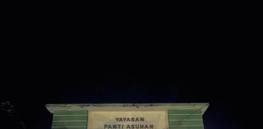 Program CSR Vario Night Ride Ciptakan Kekompakan Antar Komunitas Sepeda Motor Honda