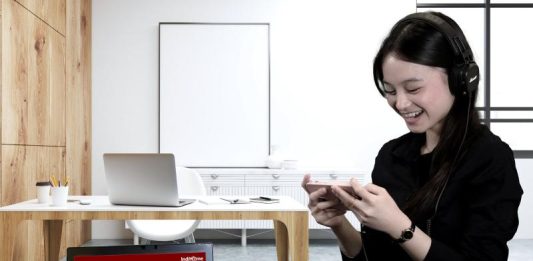 Wi‑Fi Sering Tidak Sampai Kamar? IndiHome Telkomsel Hadirkan Ultra Mesh Wi‑Fi untuk Rumah Banyak Sekat & Kamar