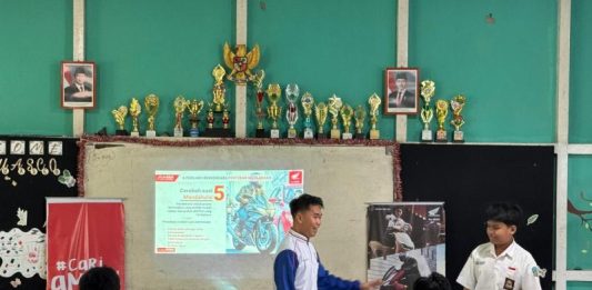 Edukasi SR Sasar Pelajar di Singkawang