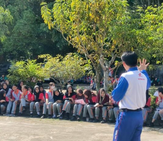 Asmo Kalbar Gelar #Cari_aman di SMK N 7 Pontianak